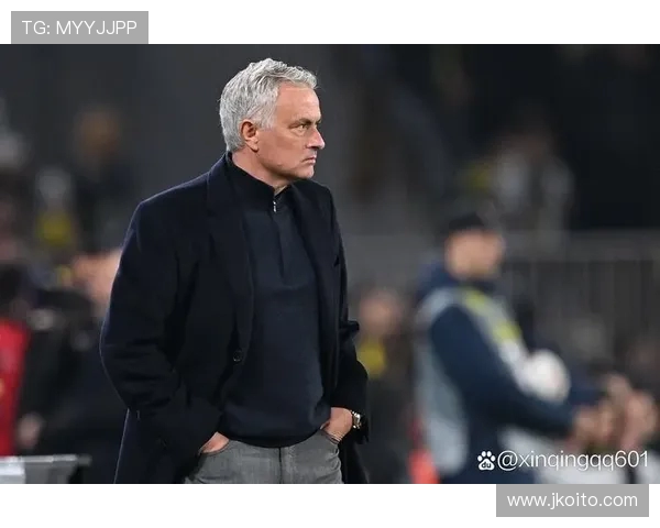 6000 万欧创纪录!费内巴切与阿迪达斯续约五年,穆帅点燃商业新高度